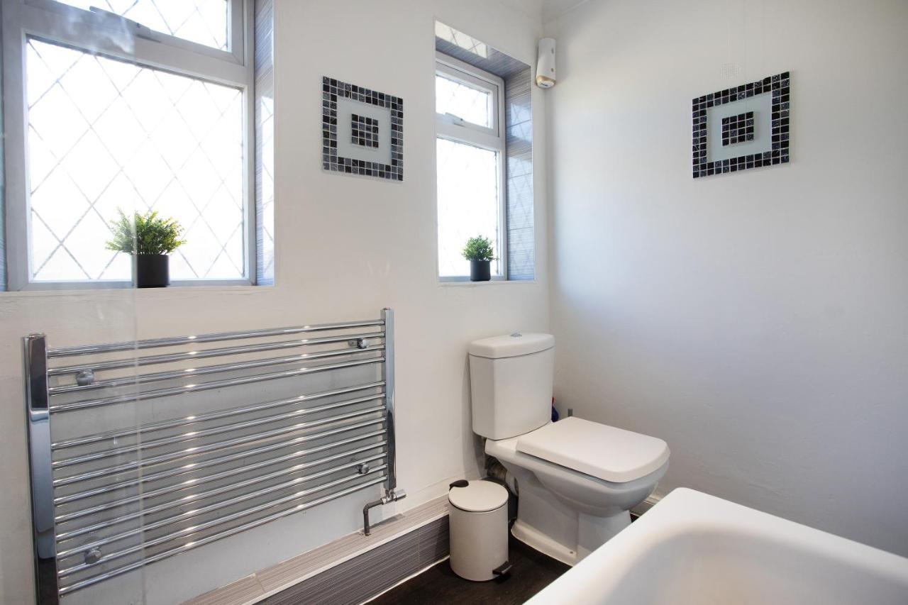 Rawmarsh House, Rotherham For Contractors & Families, Free Parking, High Speed Wifi, Etc โรเธอร์แฮม ภายนอก รูปภาพ
