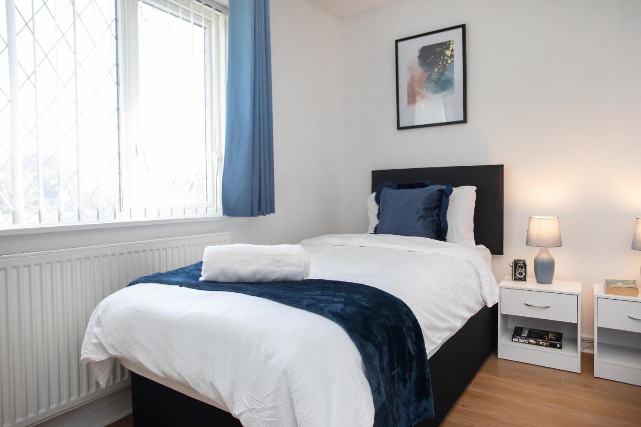 Rawmarsh House, Rotherham For Contractors & Families, Free Parking, High Speed Wifi, Etc โรเธอร์แฮม ภายนอก รูปภาพ