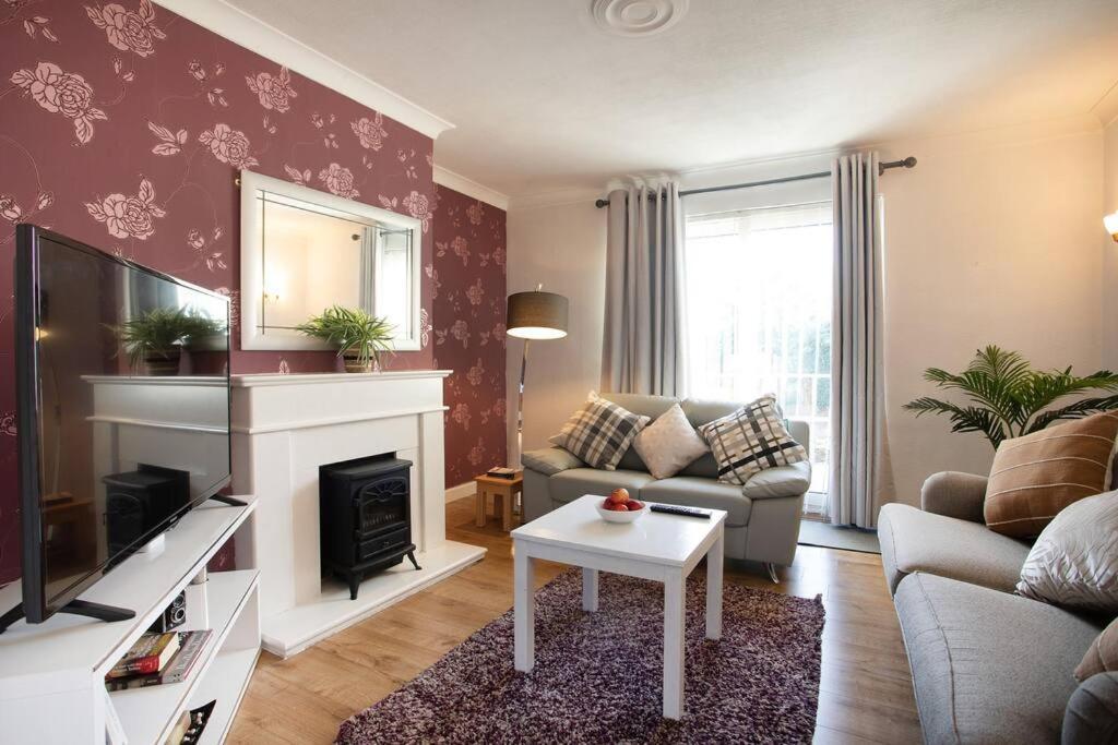 Rawmarsh House, Rotherham For Contractors & Families, Free Parking, High Speed Wifi, Etc โรเธอร์แฮม ภายนอก รูปภาพ